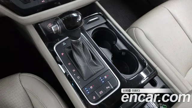 Kia Carnival 2014 thumb 9
