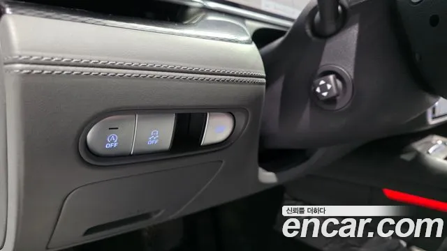 Genesis G90 2023 thumb 12