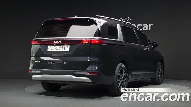 Kia Carnival 2022 thumb 2