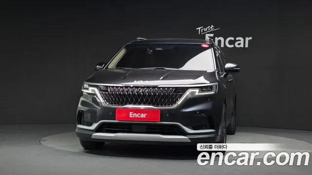 Kia Carnival 2022 thumb 3