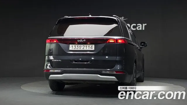 Kia Carnival 2022 thumb 4
