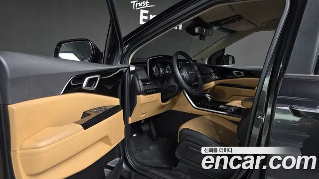 Kia Carnival 2022 thumb 10