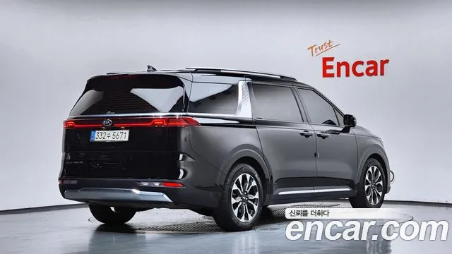 Kia Carnival 2021 thumb 2