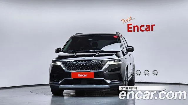 Kia Carnival 2021 thumb 3