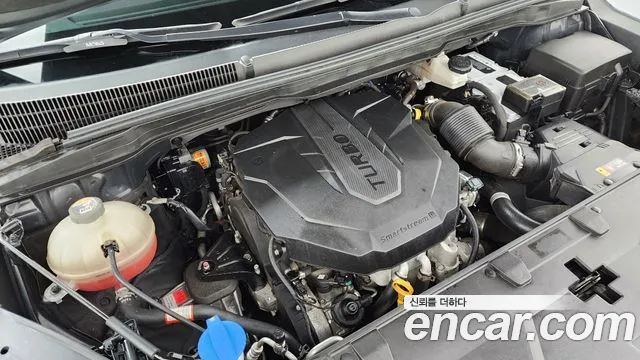 Kia Carnival 2021 thumb 6