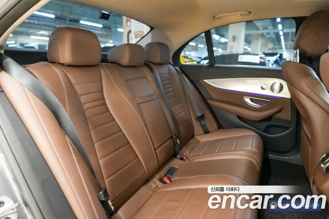 Mercedes-Benz E-Класс 2020 thumb 10