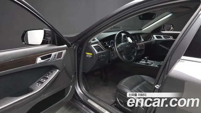 Genesis G80 2020 thumb 9