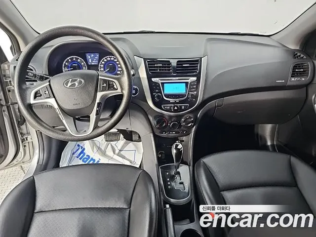 Hyundai Accent 2011 thumb 5