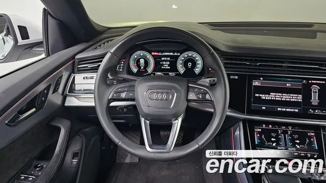 Audi Q8 2021 thumb 12