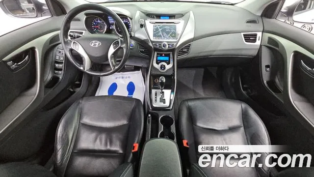 Hyundai Avante 2010 thumb 7