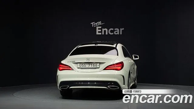 Mercedes-Benz CLA 2017 thumb 4