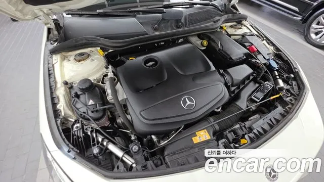 Mercedes-Benz CLA 2017 thumb 6