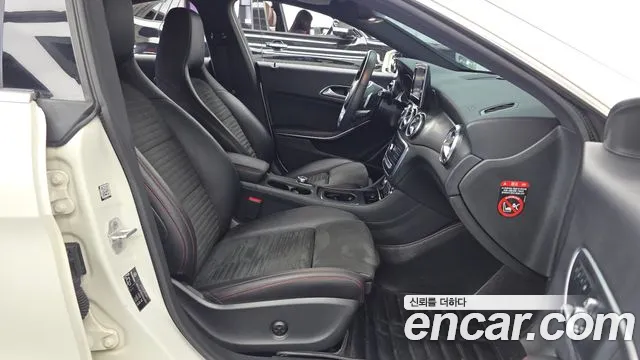 Mercedes-Benz CLA 2017 thumb 11