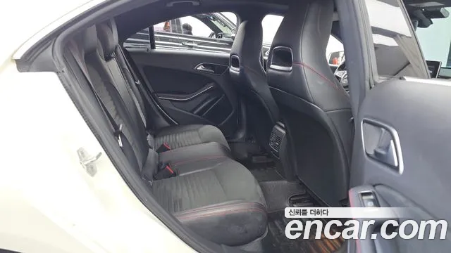 Mercedes-Benz CLA 2017 thumb 12