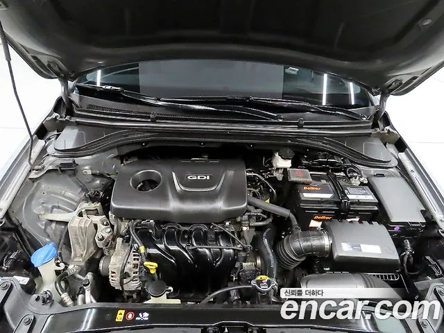 Hyundai Avante 2015 thumb 6