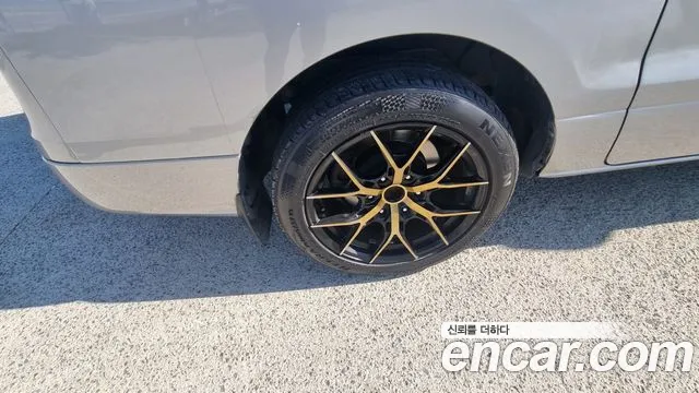 Hyundai Starex 2016 thumb 6