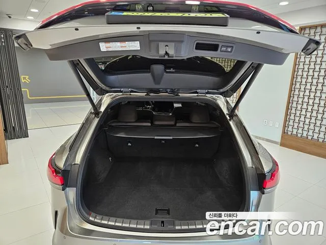 Lexus RX 2025 thumb 5