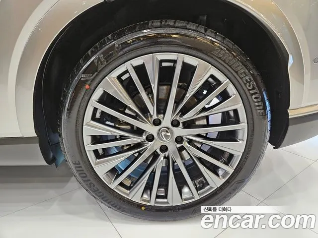Lexus RX 2025 thumb 6