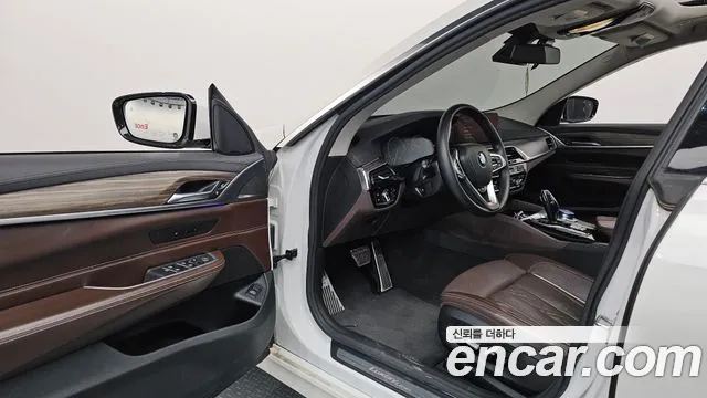 BMW Gran Turismo 2019 thumb 10