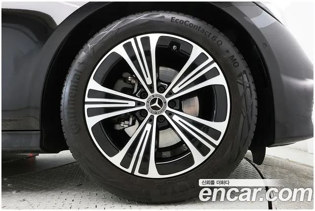 Mercedes-Benz E-Класс 2024 thumb 5