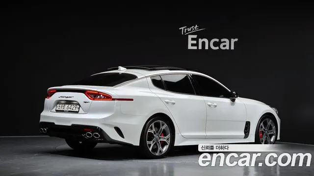 Kia Stinger 2019 thumb 2