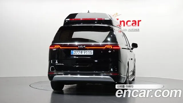 Kia Carnival 2023 thumb 3