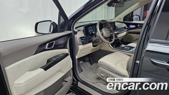 Kia Carnival 2023 thumb 9