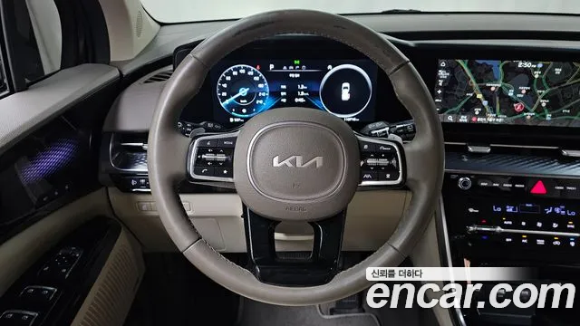 Kia Carnival 2023 thumb 12
