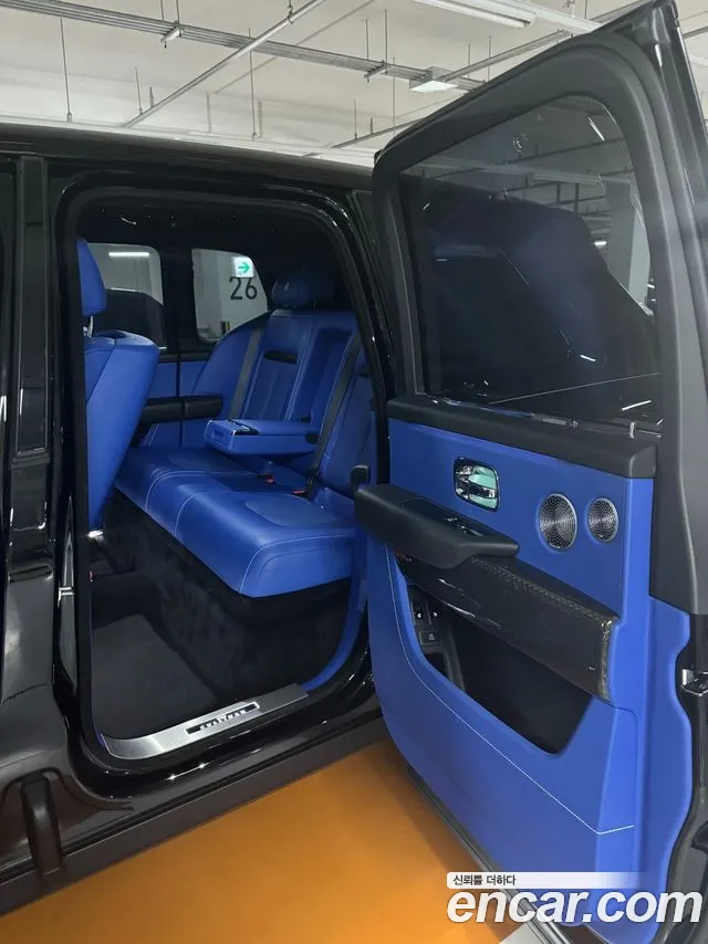 Rolls-Royce Cullinan 2020 thumb 4