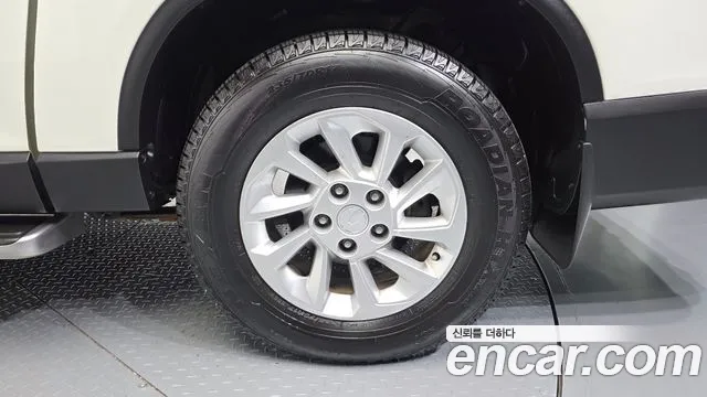 KG_Mobility_Ssangyong Rexton 2019 thumb 4