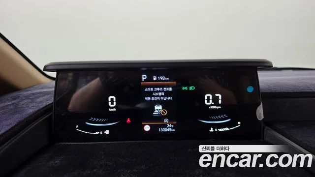 Hyundai Staria 2024 thumb 7