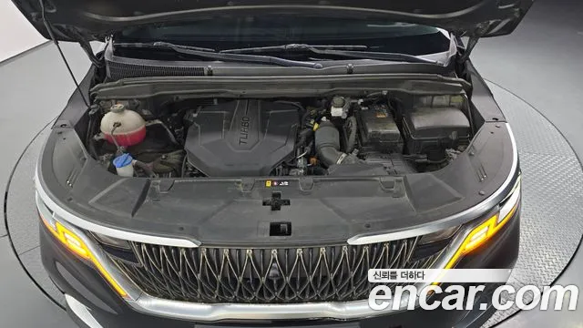 Kia Carnival 2021 thumb 6
