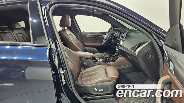 BMW X4 2021 thumb 11
