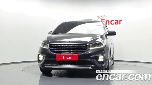 Kia Carnival 2019 thumb 2