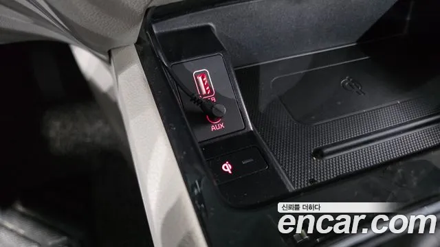 Kia Carnival 2019 thumb 11