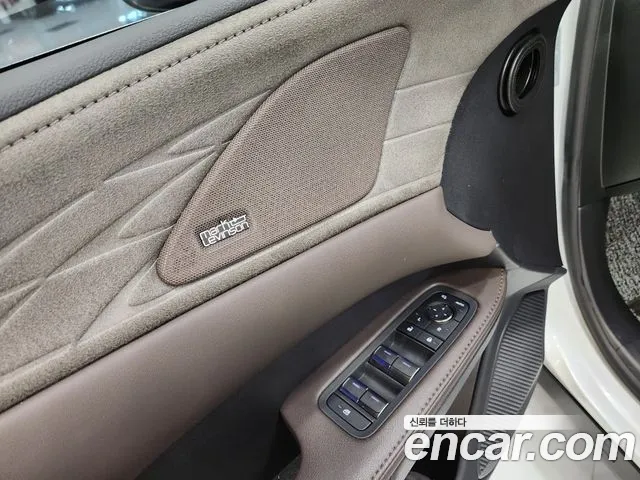 Lexus RX 2023 thumb 9