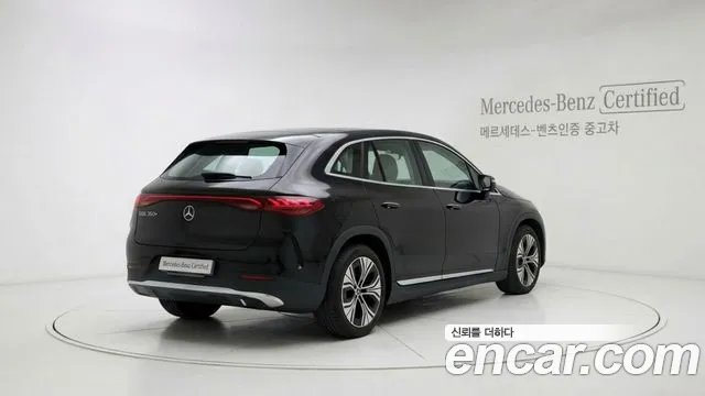 Mercedes-Benz EQE 2026 thumb 2