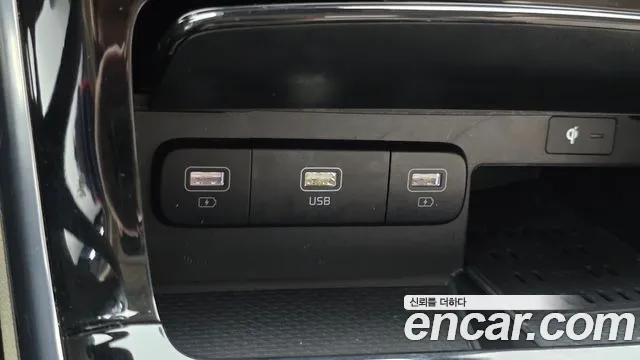 Kia Carnival 2020 thumb 12