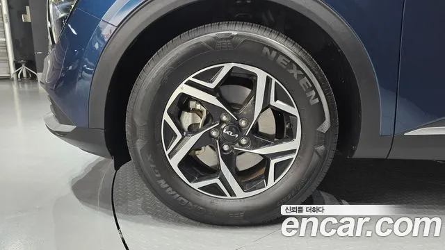 Kia Sportage 2023 thumb 5