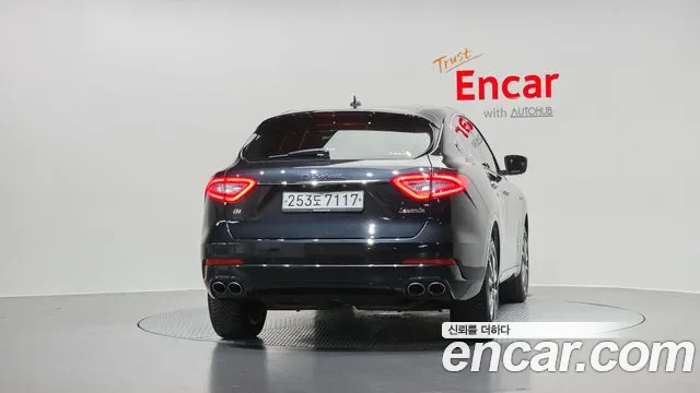 Maserati Levante 2020 thumb 4