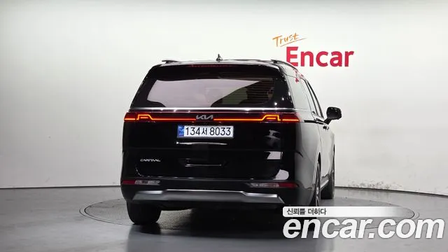 Kia Carnival 2022 thumb 4