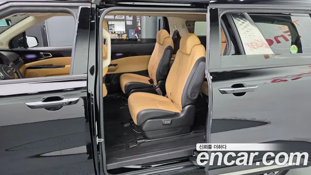 Kia Carnival 2022 thumb 11