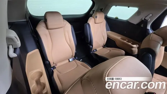 Kia Carnival 2022 thumb 12