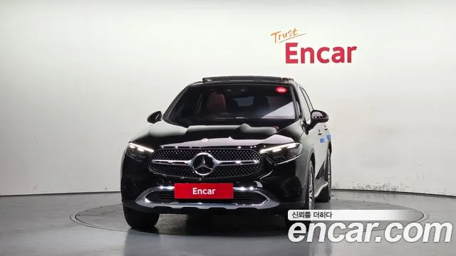 Mercedes-Benz GLC 2024 thumb 3