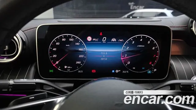 Mercedes-Benz GLC 2024 thumb 8