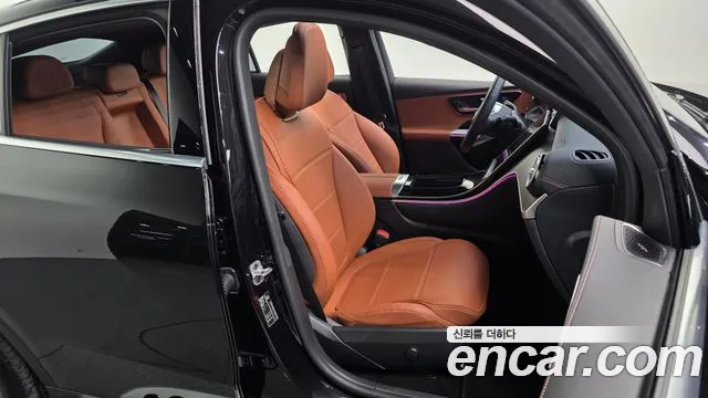 Mercedes-Benz GLC 2024 thumb 12