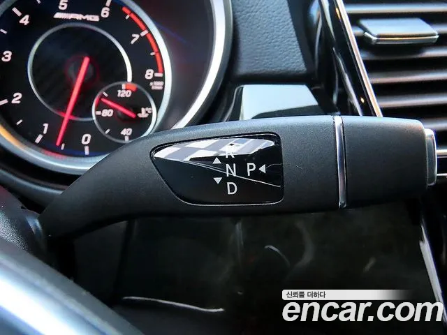Mercedes-Benz GLE 2016 thumb 9