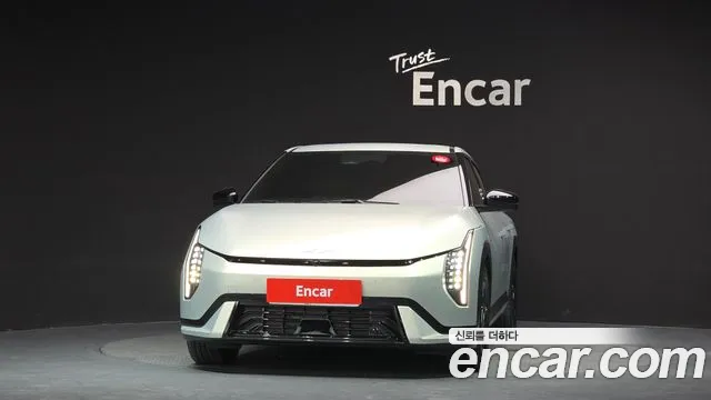 Kia EV4 2026 thumb 3