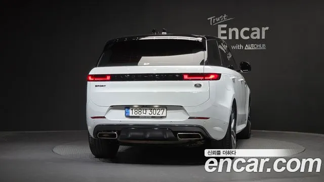 Land Rover Range Rover Sport 2023 thumb 3