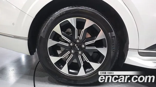 Kia Carnival 2022 thumb 5